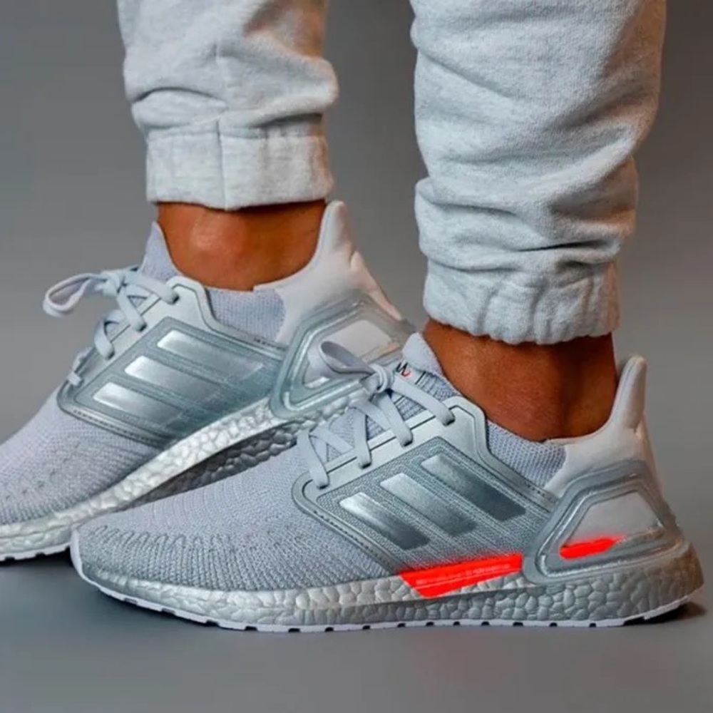 Adidas Ultraboost 20 DNA